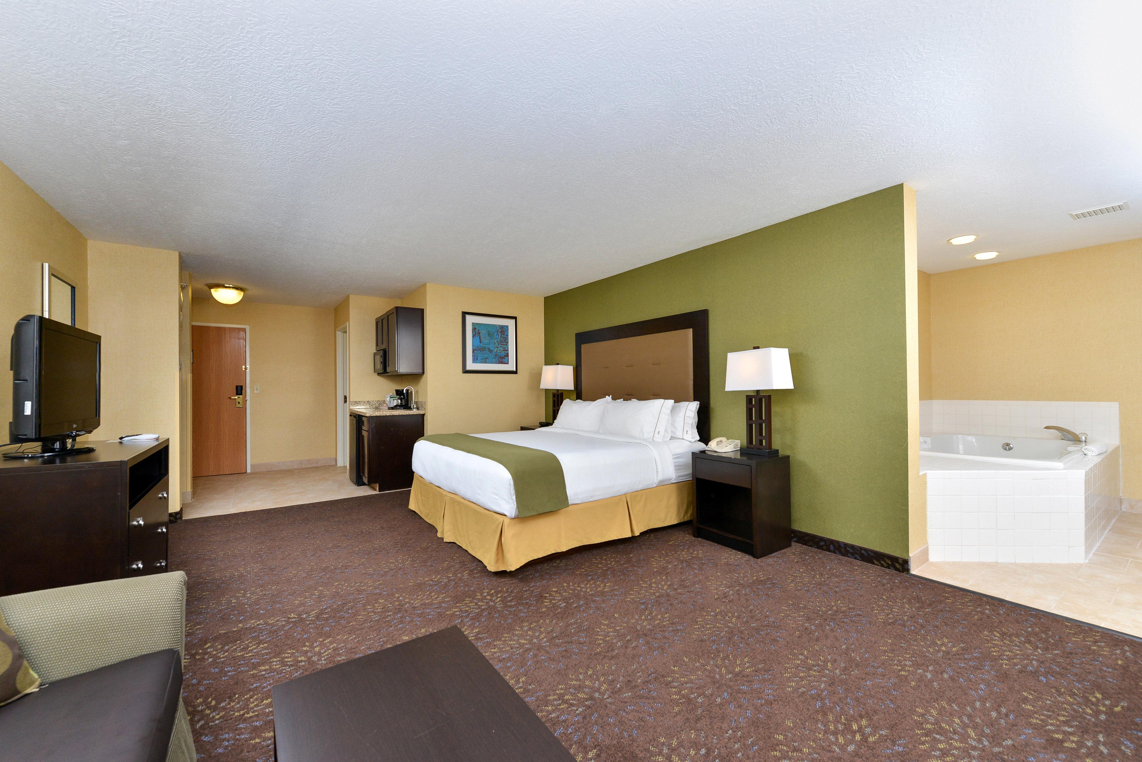 Holiday Inn Express Hotel & Suites Charlotte By Ihg Exterior foto